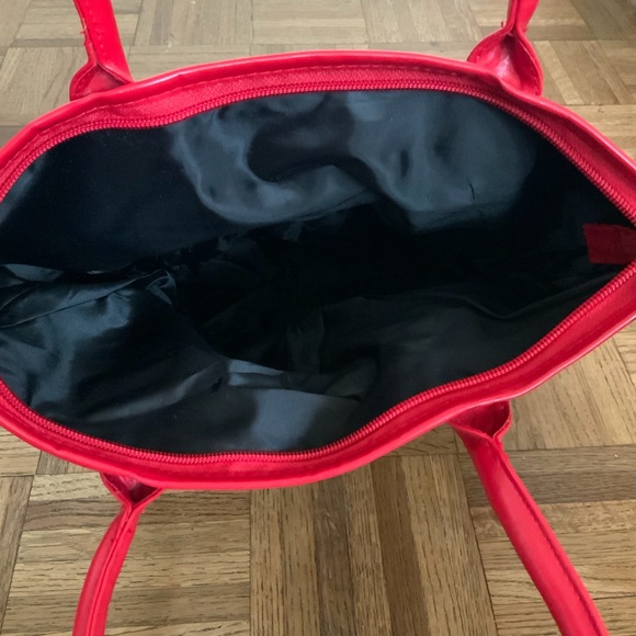 Black tote bag with red details - Picture 5 of 5